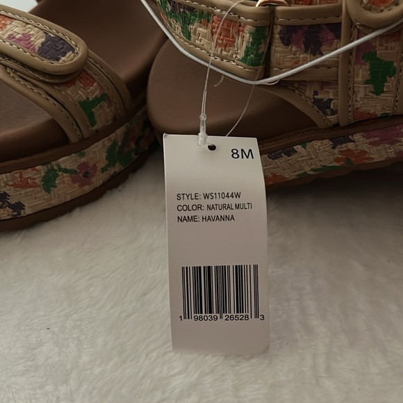 Sugar Tan and Orange Sandals with Floral Straps - Picture 4 of 4